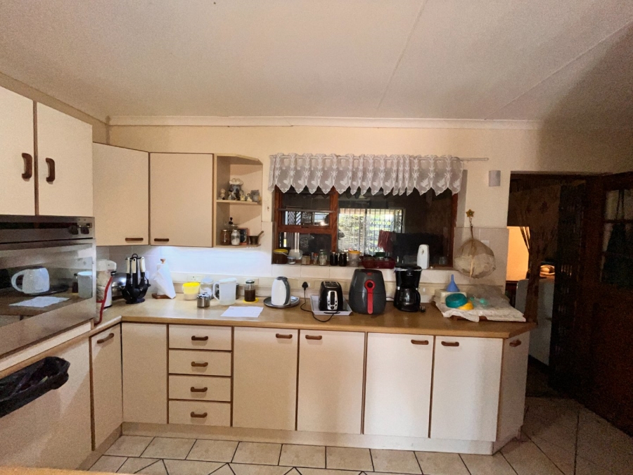 3 Bedroom Property for Sale in Noorsekloof Eastern Cape